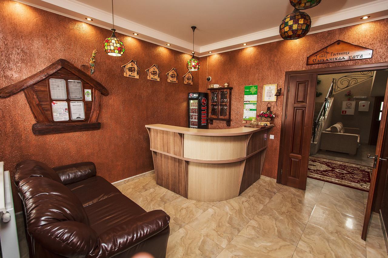 Slavyanskaya Hata Hotel Baranoviçi Dış mekan fotoğraf