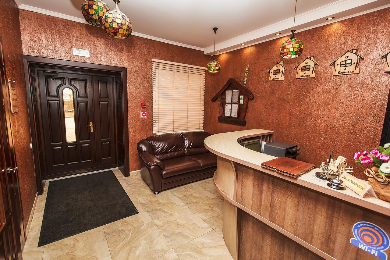 Slavyanskaya Hata Hotel Baranoviçi Dış mekan fotoğraf